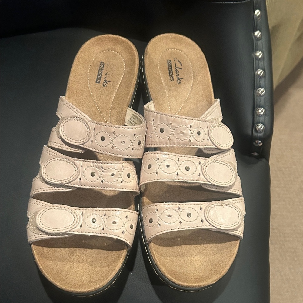 Clarks Women's beige slide on sandals